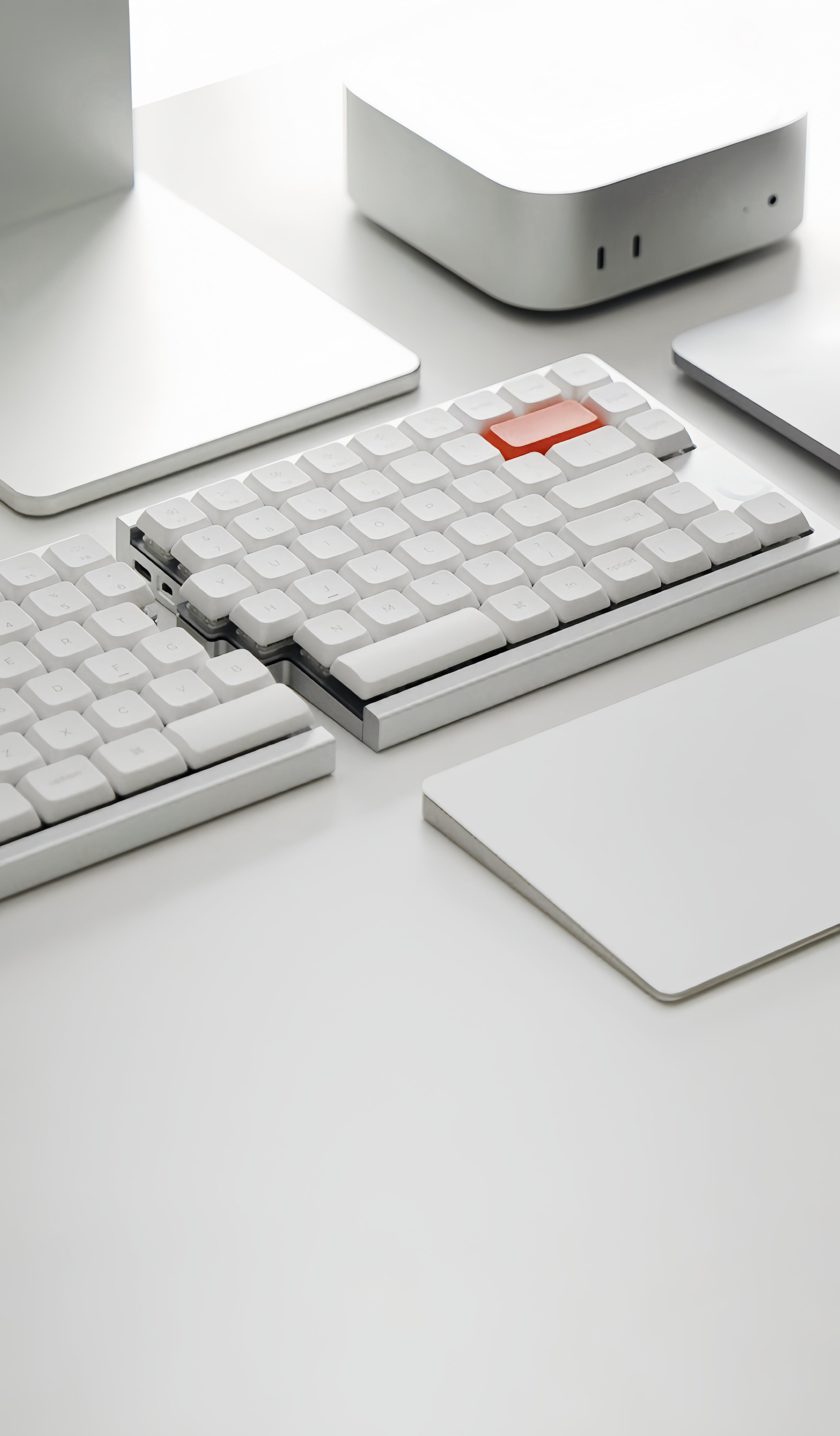 NocFree: Split Wireless Mechanical Keyboard