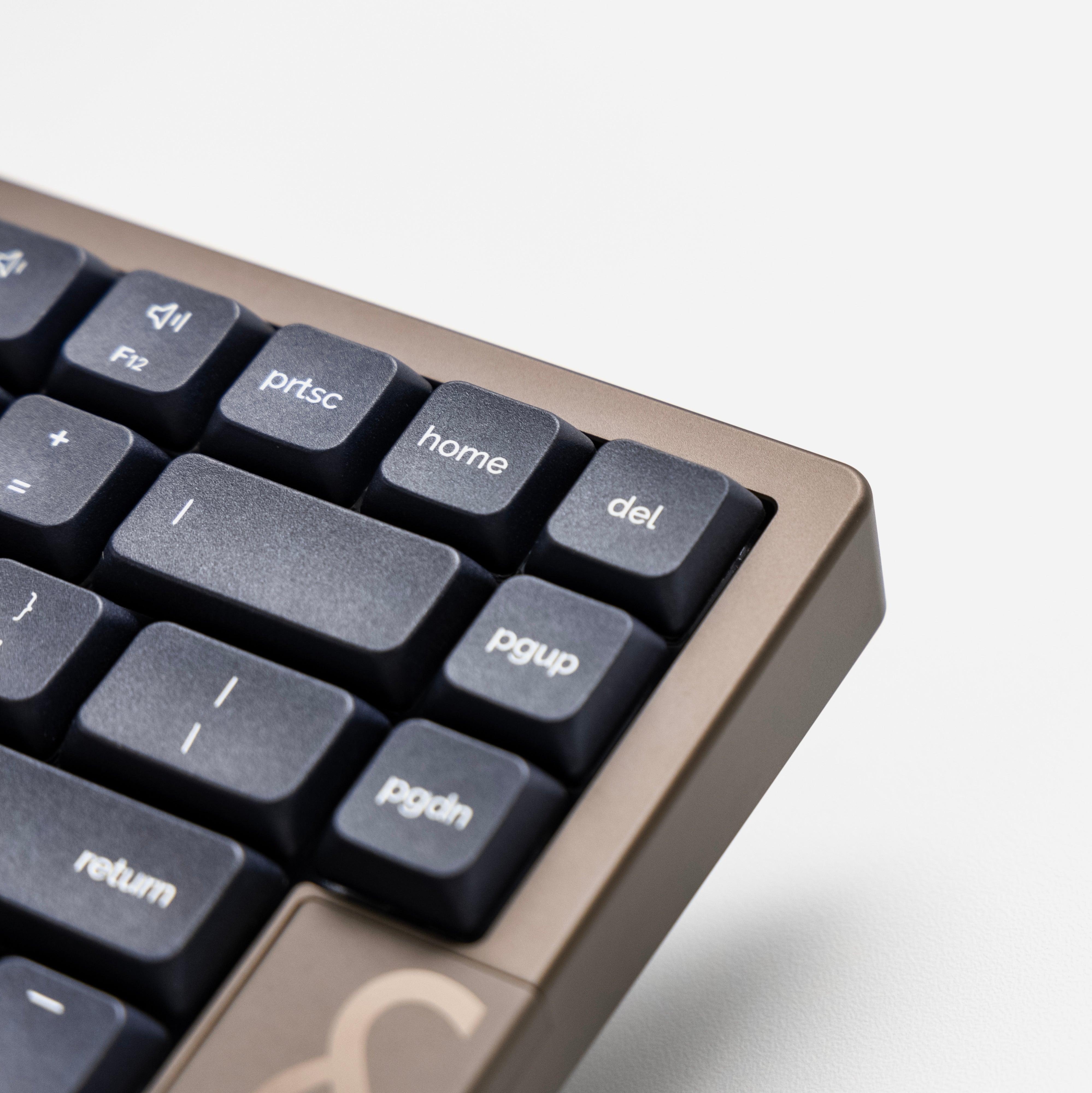 layout-ansi layout-iso color-dark-gold